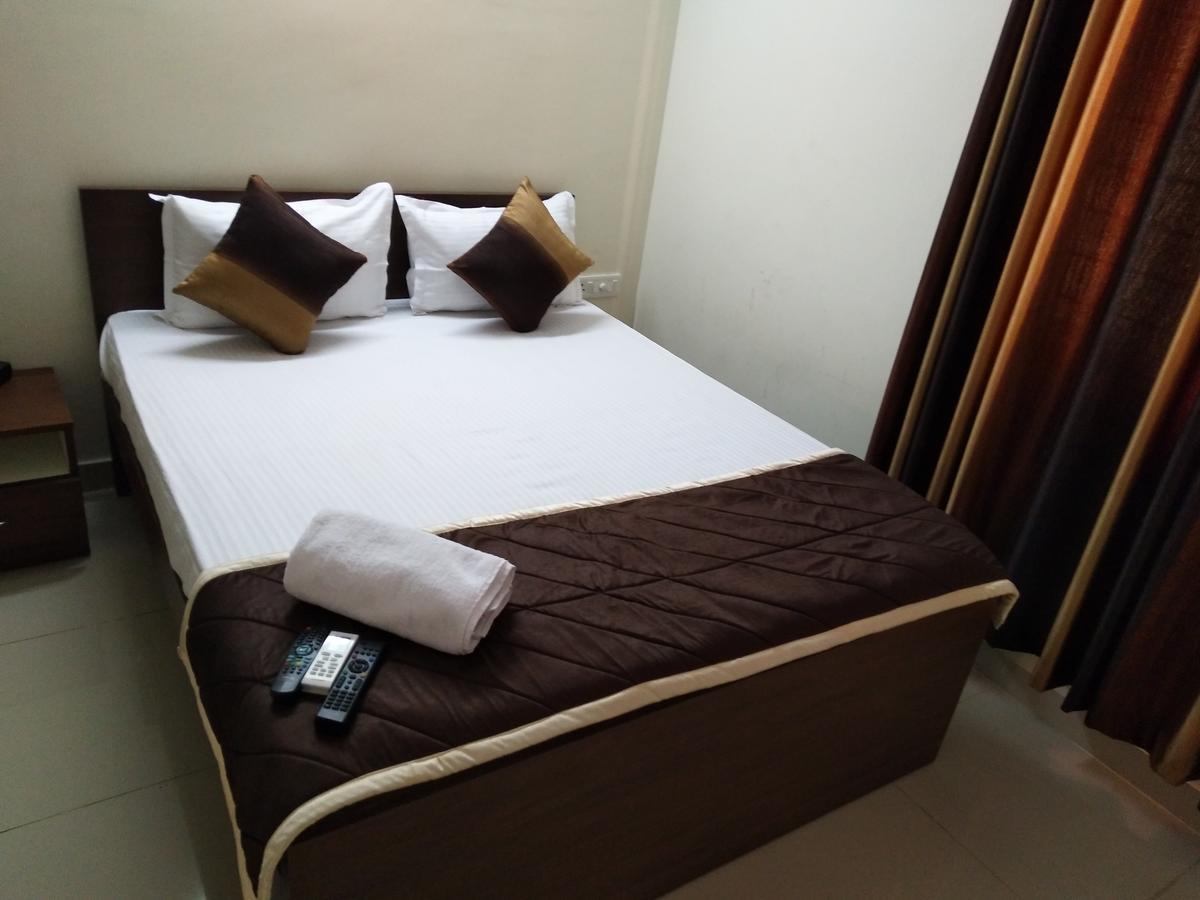 เฟรช ลีฟวิง ไพรม์ ไฮเทค Hotel ไฮเดอราบัด ภายนอก รูปภาพ