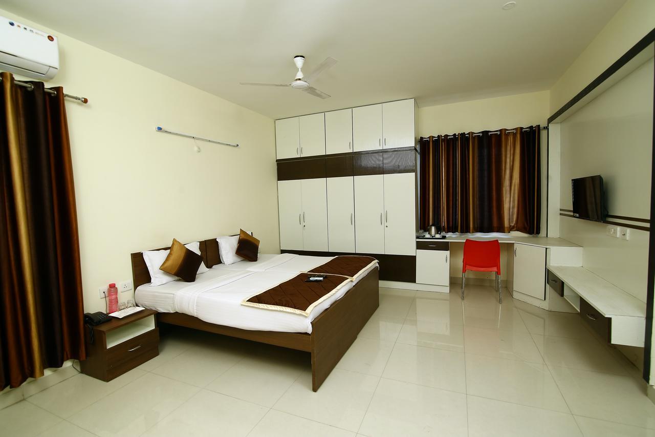 เฟรช ลีฟวิง ไพรม์ ไฮเทค Hotel ไฮเดอราบัด ภายนอก รูปภาพ